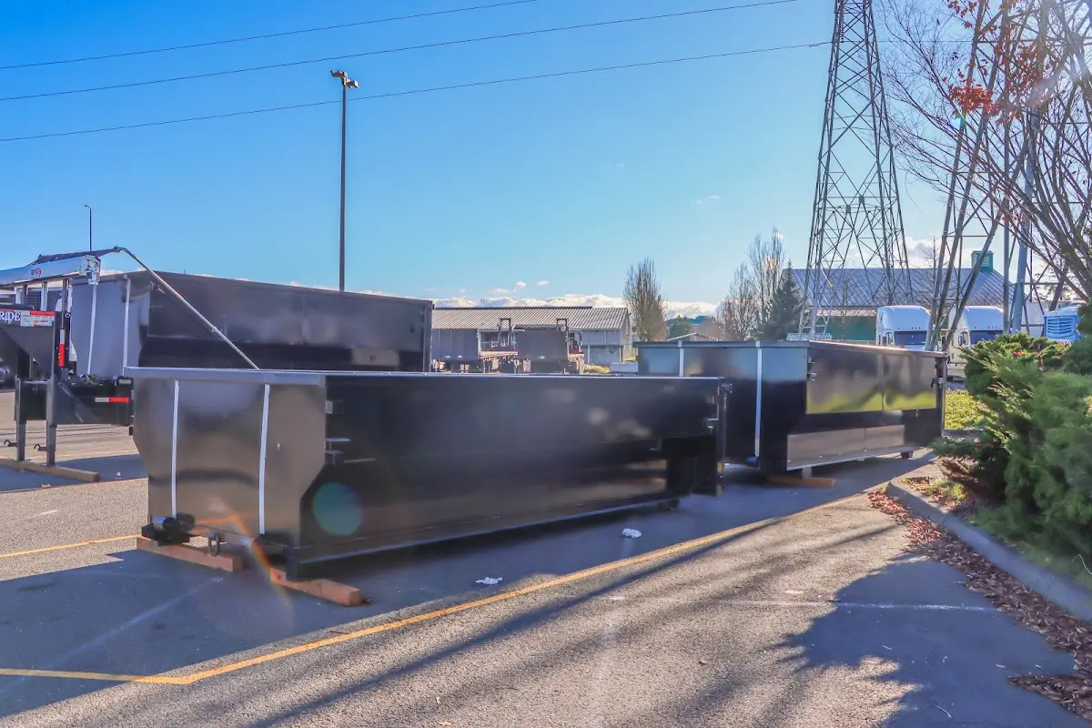 Professional dumpster rental and junk removal service in Knob Noster